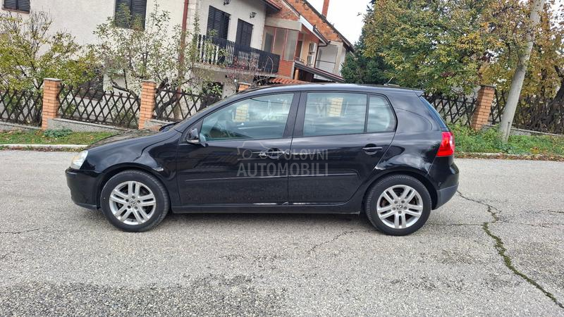 Volkswagen Golf 5 1.9 TDI 77 k.w