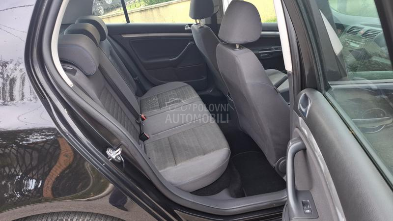 Volkswagen Golf 5 1.9 TDI 77 k.w