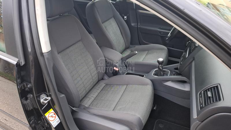Volkswagen Golf 5 1.9 TDI 77 k.w