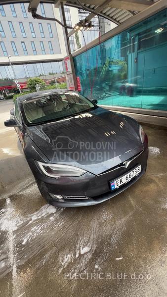 Tesla Model S 75d krem