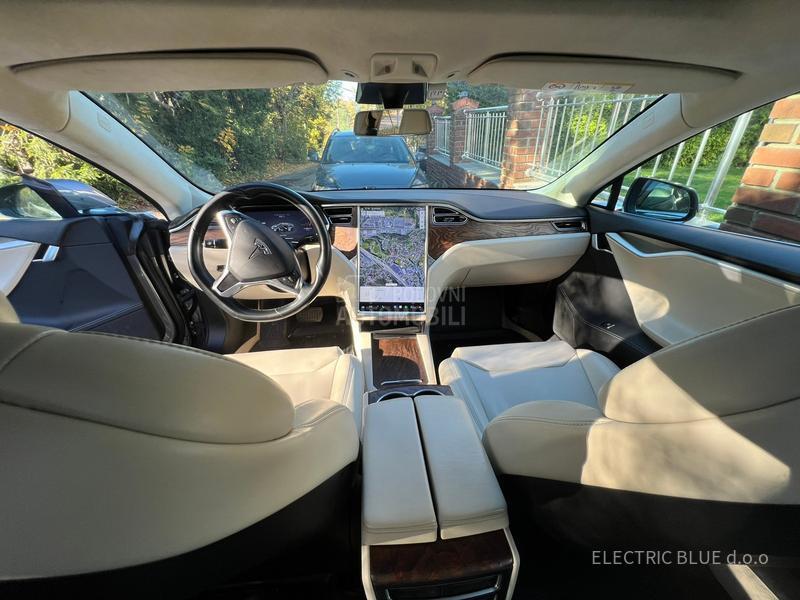 Tesla Model S 75d krem