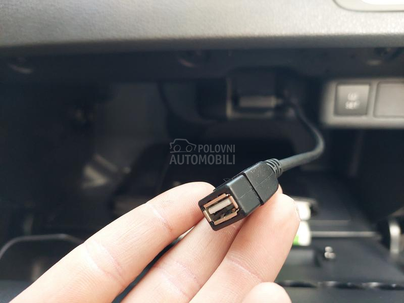 Volkswagen Polo 1.2TDI/ N A V I/