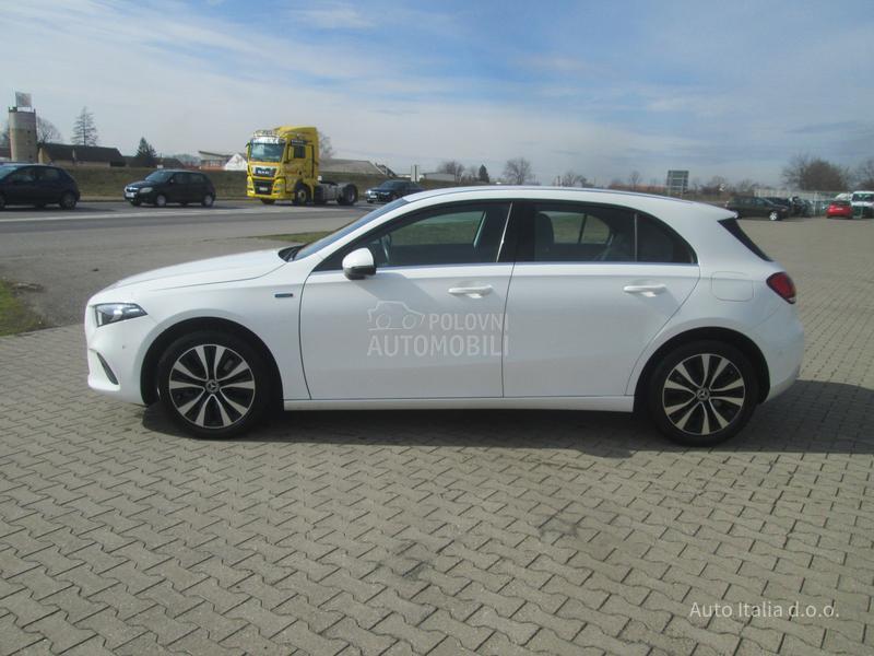 Mercedes Benz A 250 e phev eqpower