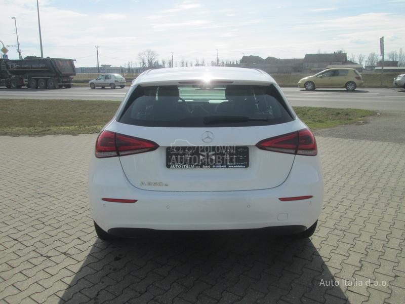Mercedes Benz A 250 e phev eqpower