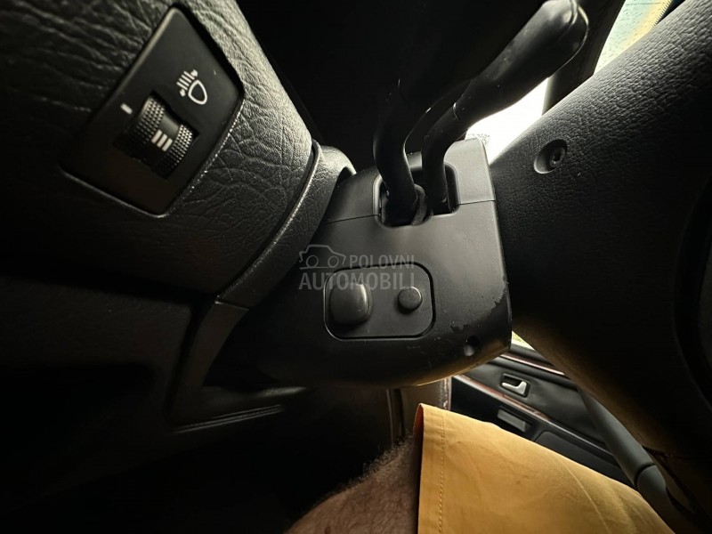 Audi A8 4.2 V8 Long Quattro