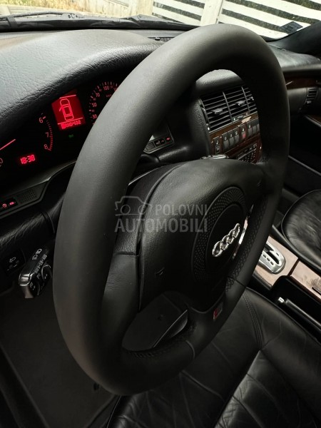 Audi A8 4.2 V8 Long Quattro