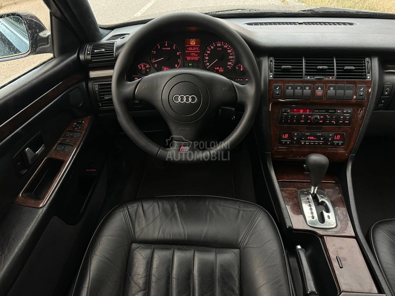 Audi A8 4.2 V8 Long Quattro