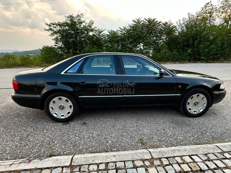 Audi A8 4.2 V8 Long Quattro