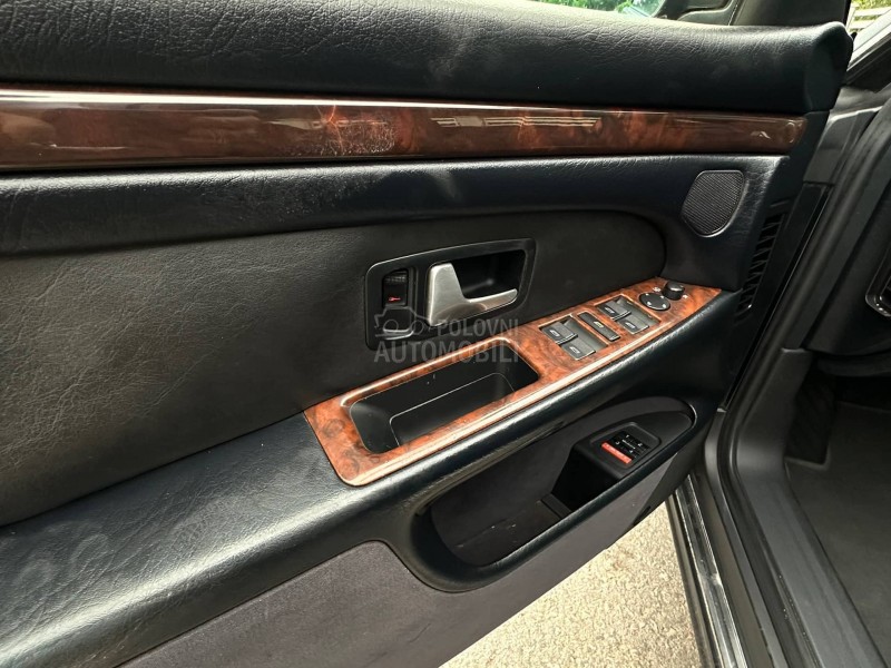 Audi A8 4.2 V8 Long Quattro