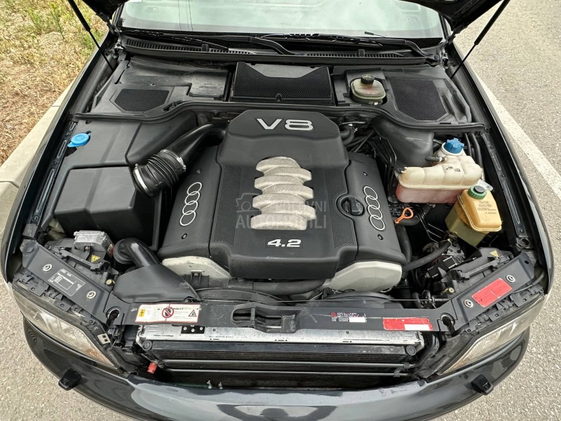 Audi A8 4.2 V8 Long Quattro