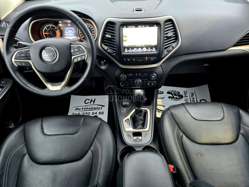 Jeep Cherokee Limited Totalni ful