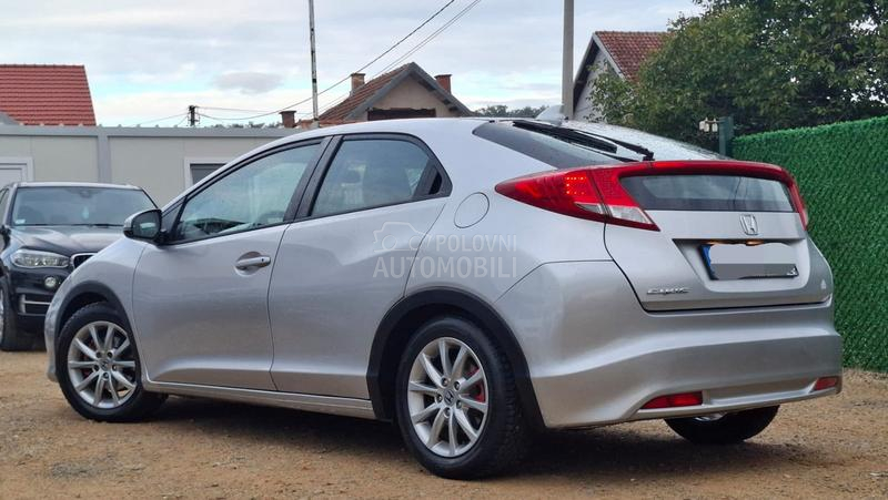 Honda Civic 1.4 i-vtec