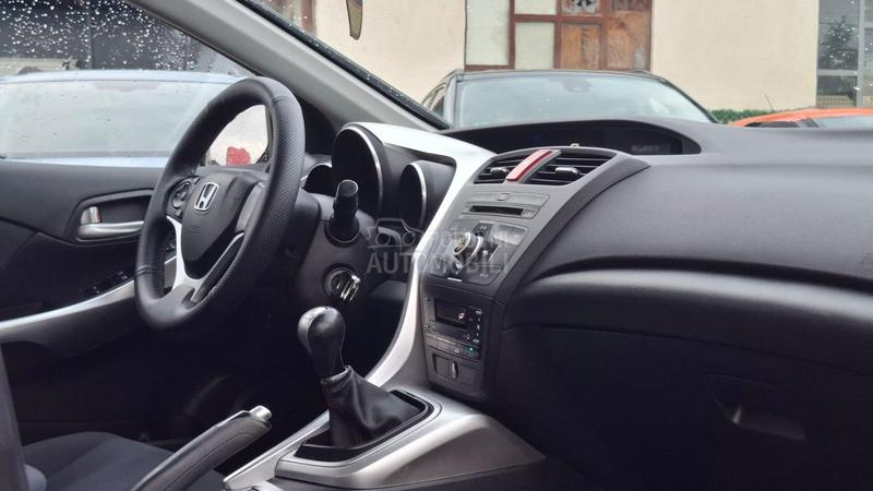 Honda Civic 1.4 i-vtec