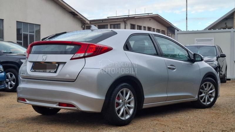 Honda Civic 1.4 i-vtec