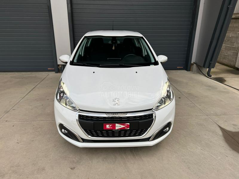 Peugeot 208 rikv. kamera