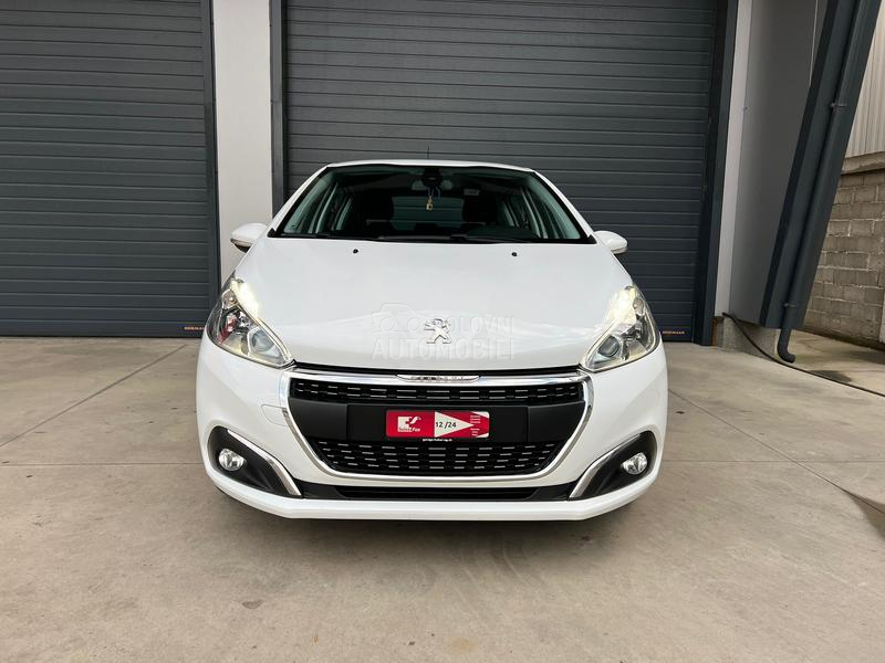 Peugeot 208 rikv. kamera