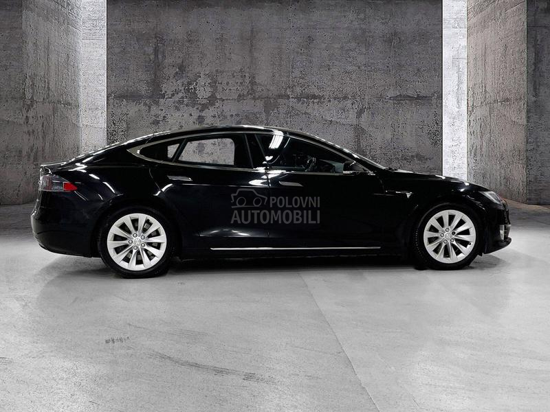 Tesla Model S 75d