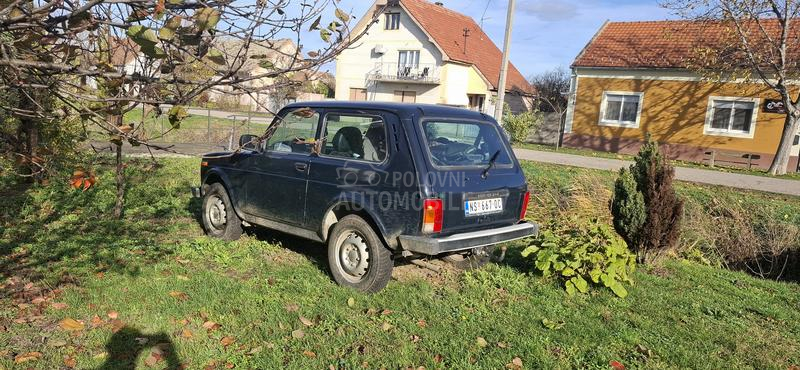 Lada Niva 1.7