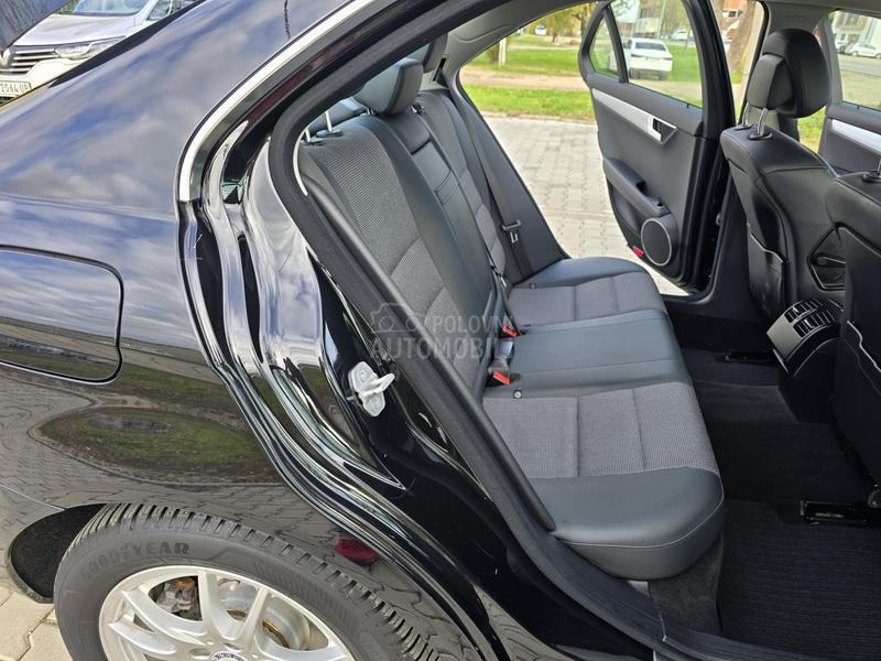 Mercedes Benz C 200 