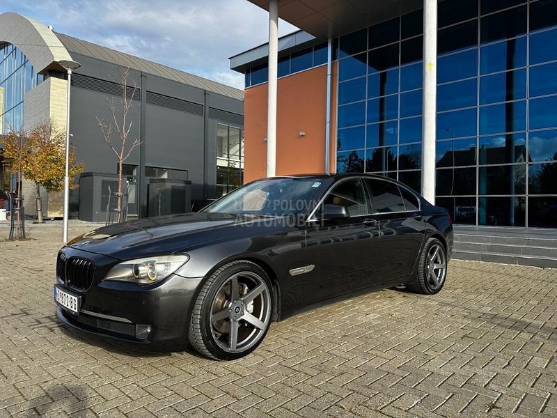 BMW 730 