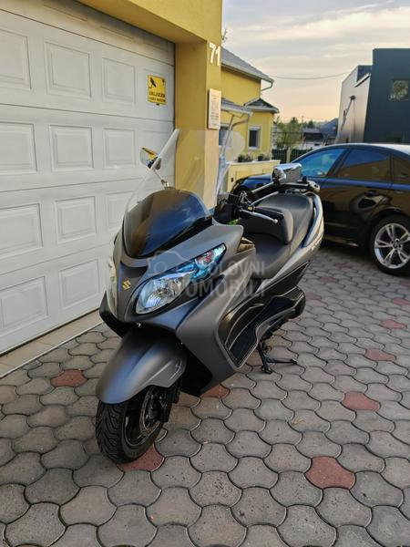 Suzuki BURGMAN 400 ABS