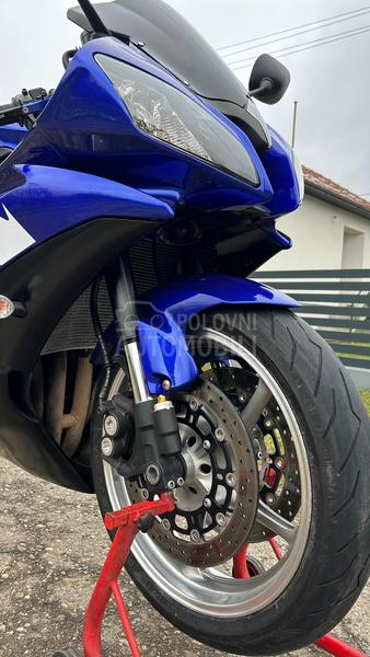 Yamaha YZF R6