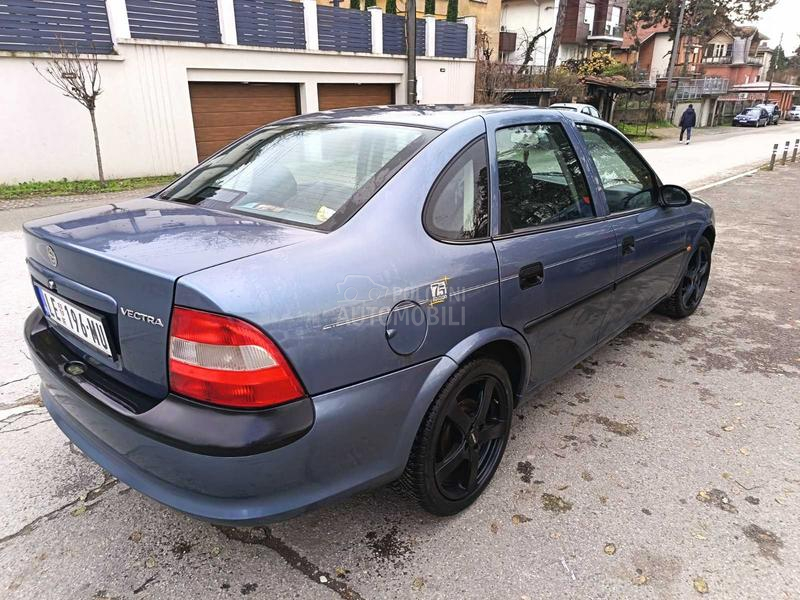Opel Vectra B 