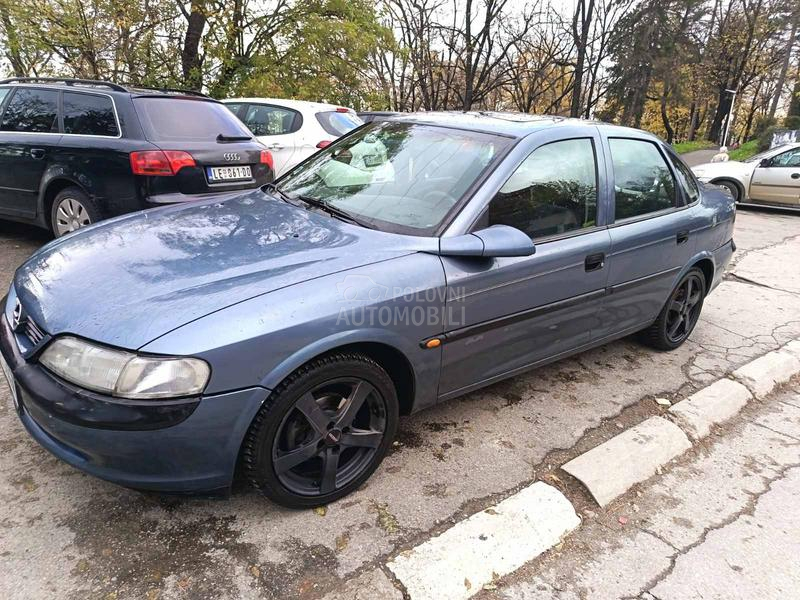 Opel Vectra B 