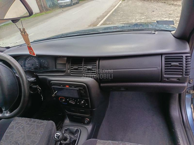 Opel Vectra B 