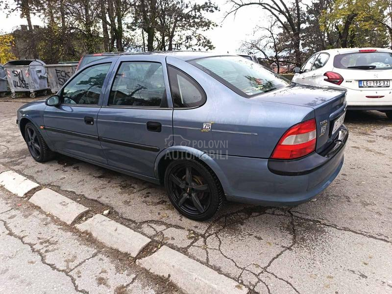Opel Vectra B 