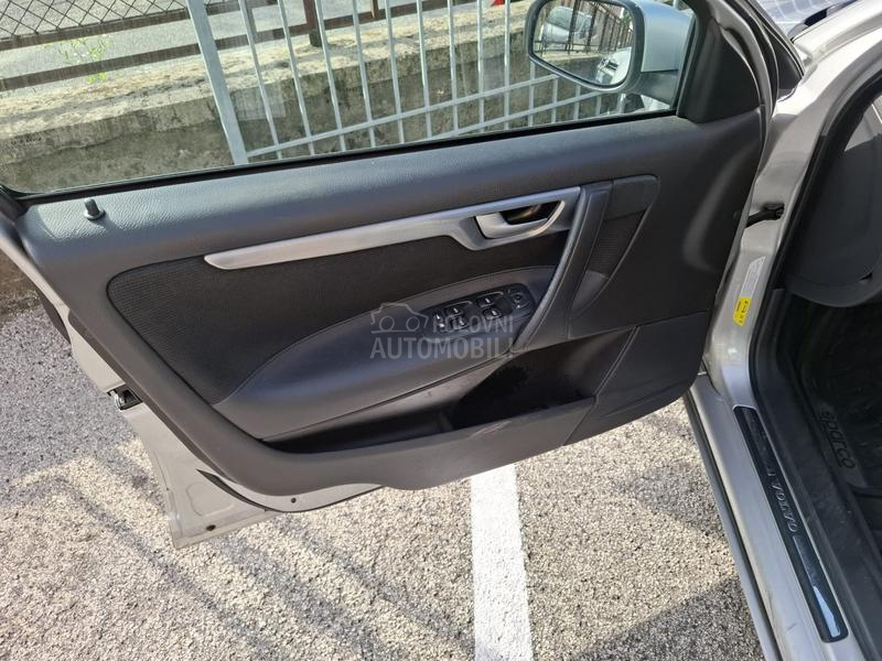 Volvo V70 2.4 D5