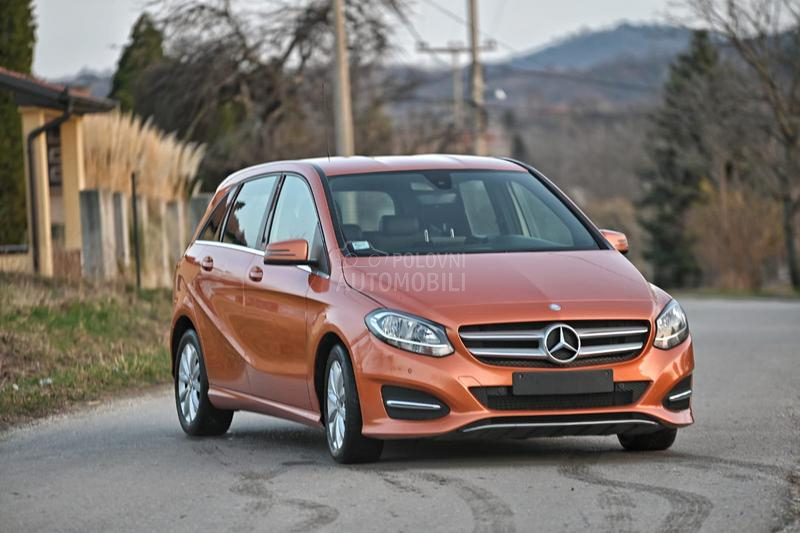 Mercedes Benz B 180 