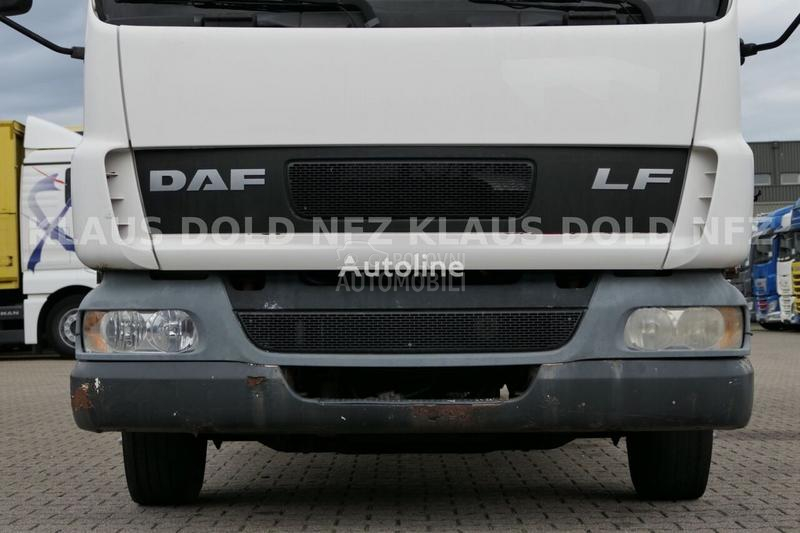 DAF LF 45.220 cerada, rampa