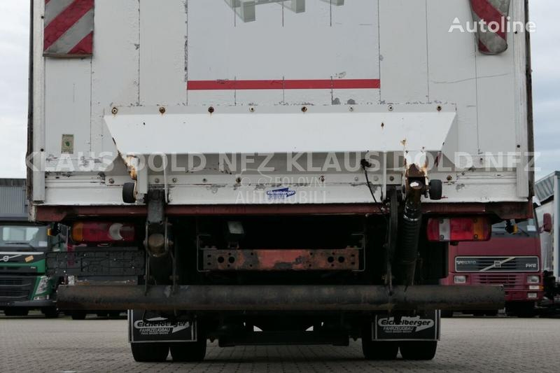 DAF LF 45.220 cerada, rampa