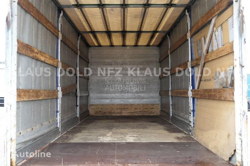 DAF LF 45.220 cerada, rampa