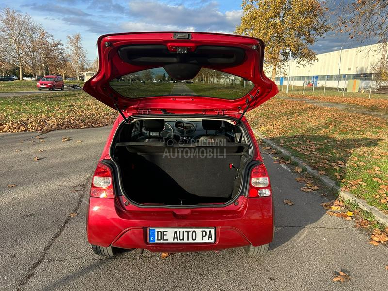 Renault Twingo 1.2 16v B E N Z I N