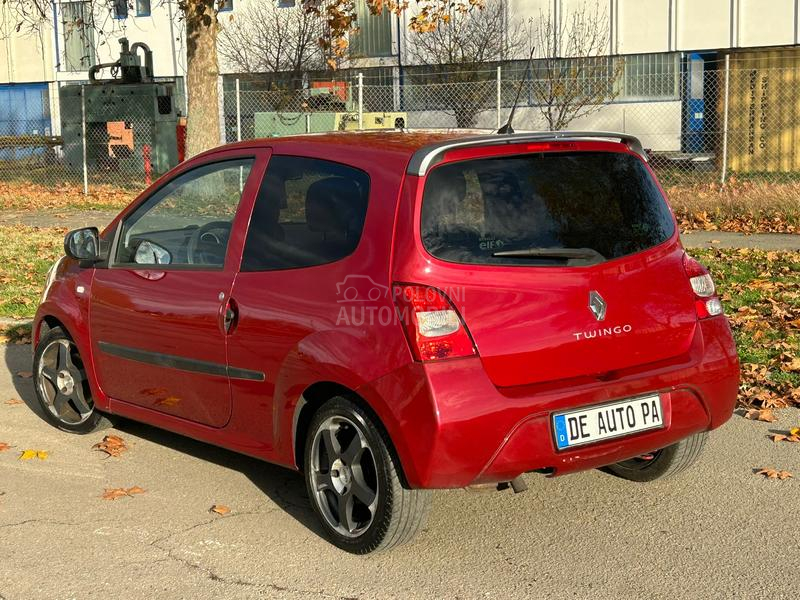 Renault Twingo 1.2 16v B E N Z I N