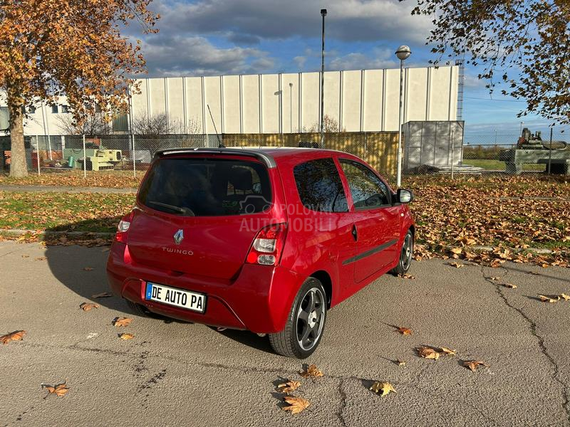 Renault Twingo 1.2 16v B E N Z I N