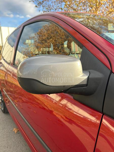 Renault Twingo 1.2 16v B E N Z I N