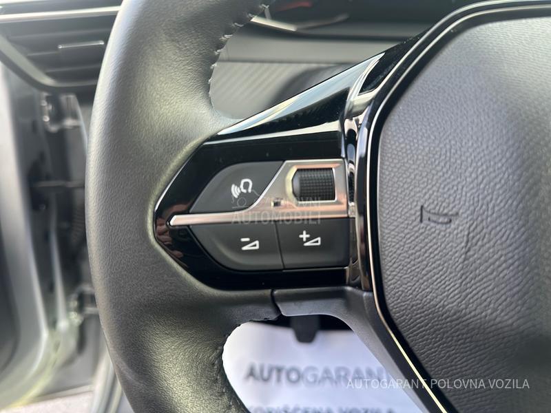 Peugeot 208 1.2 ACTIVE