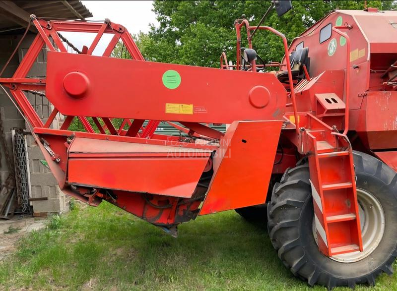 Deutz-Fahr M900