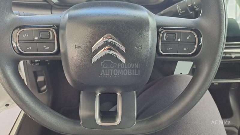 Citroen C3 1.2NAV LED USB 63000