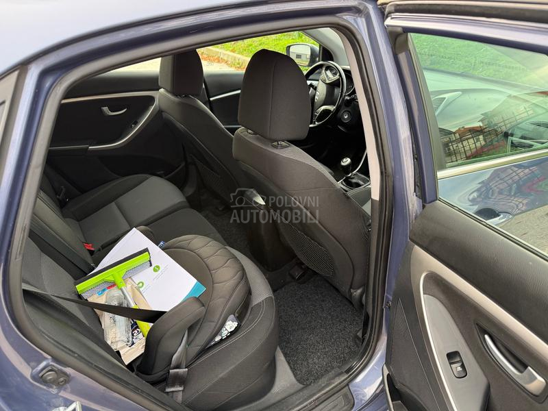 Hyundai i30 1,6 CRDi