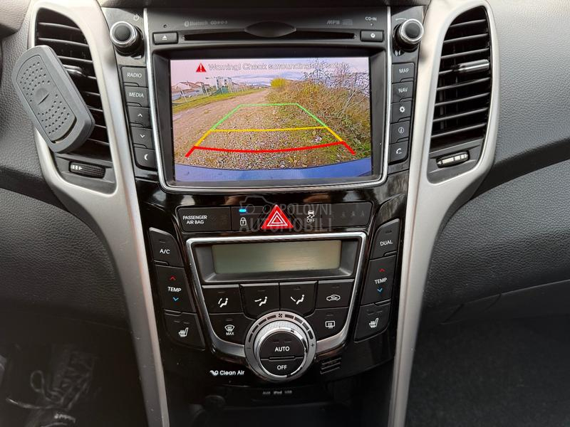 Hyundai i30 1,6 CRDi