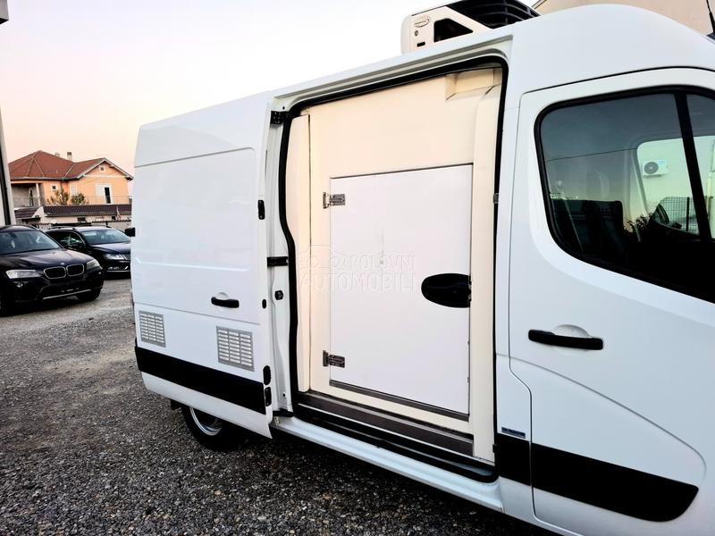 Renault Master T35 2.3dCi 150ks