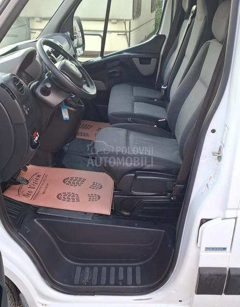 Renault Master T35 2.3dCi 150ks