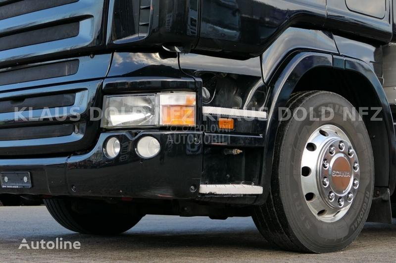 Scania R580 6x2 platformom,rampa