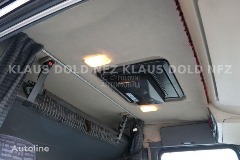 Scania R580 6x2 platformom,rampa