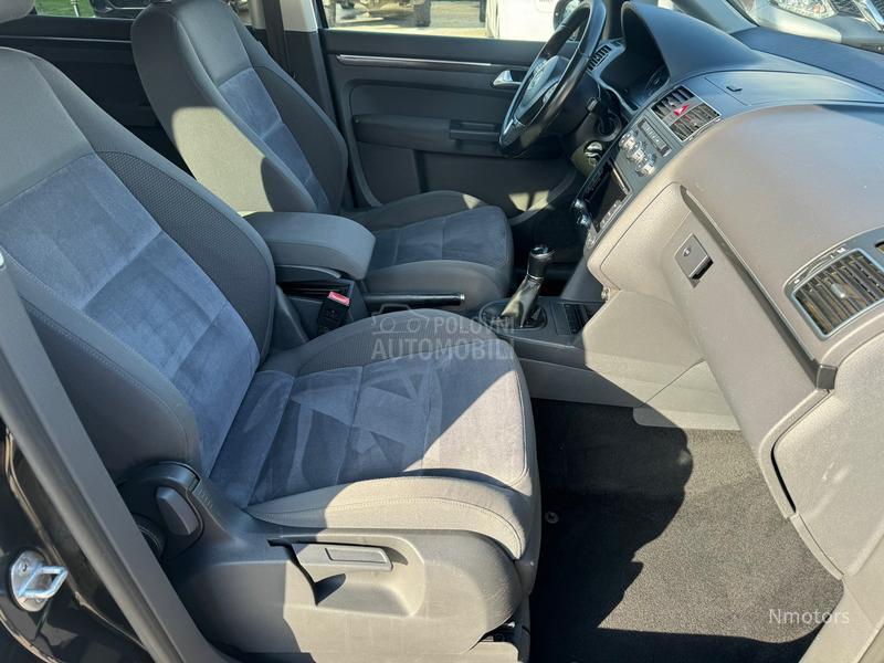 Volkswagen Touran 1.4 tgi HIGHLINE