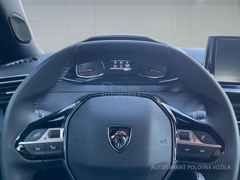 Peugeot 2008 1.2 STYLE